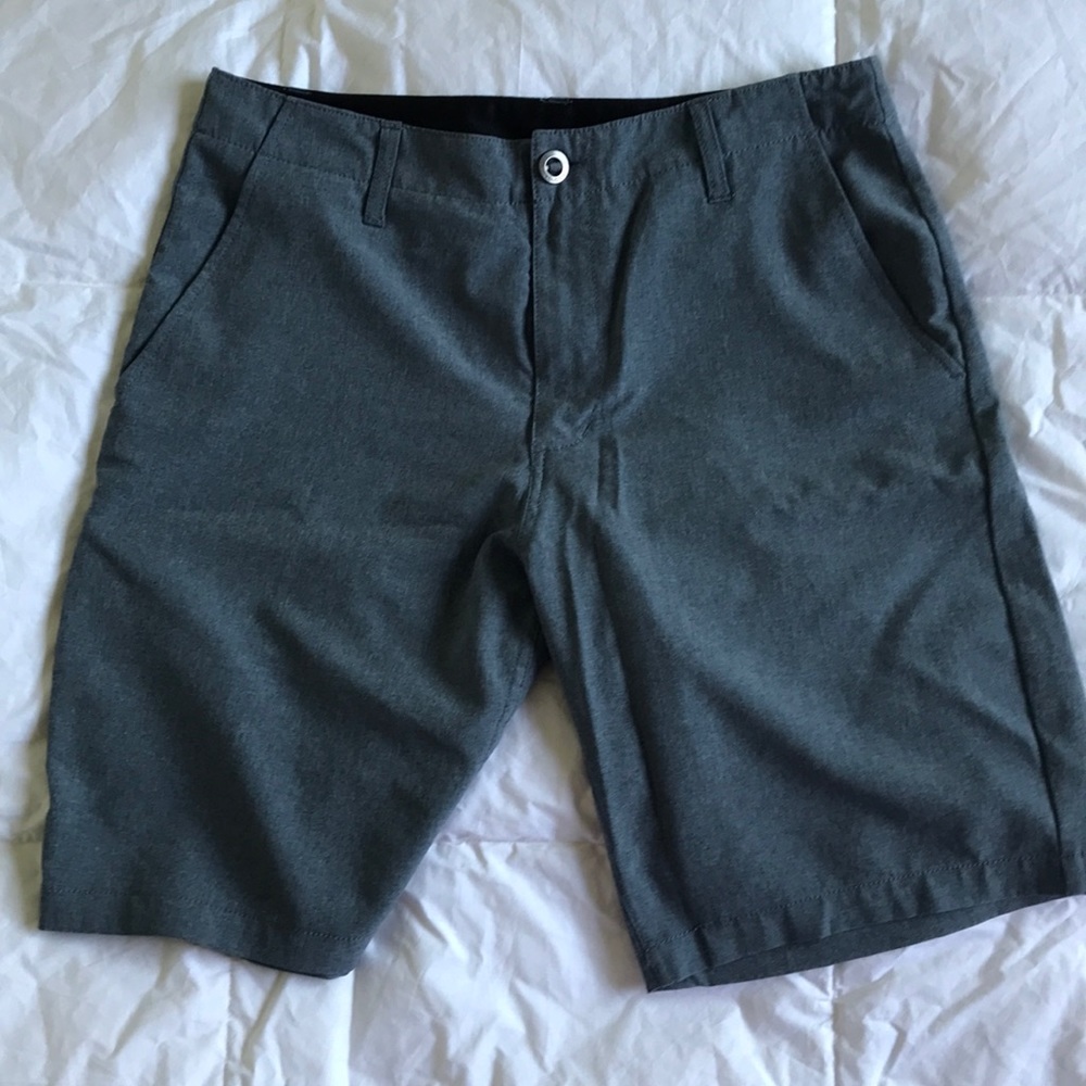 Volcom shorts surf and turf men’s size 32